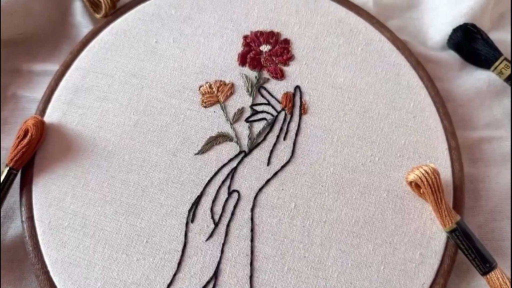 از سوزن‌های استخوانی تا دستگاه‌های کامپیوتری: تاریخچه شگفت‌انگیز هنر گلدوزی